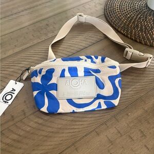 ALOHA COLLECTION 
Float 
mini hip pack
NWT. Never worn.